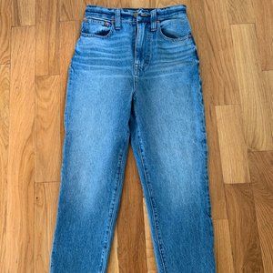 Madewell Mom Jean (Size 26)